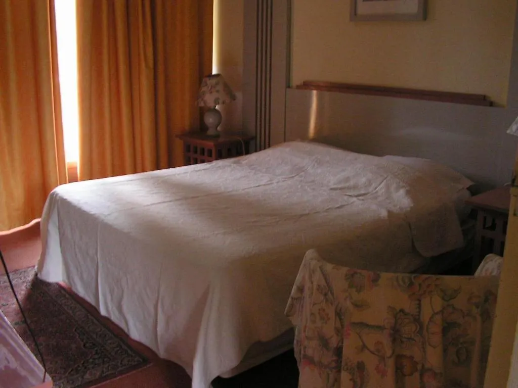 Hôtel du Laca Capvern 3*,